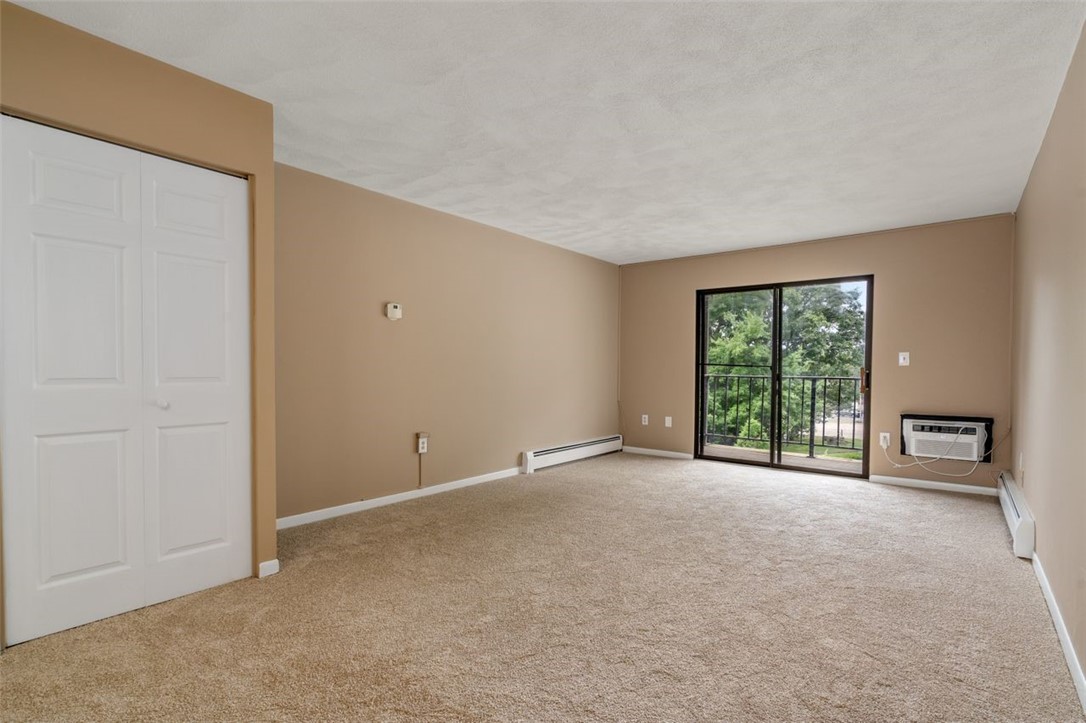 756 Quaker Lane, Unit A210 Warwick, RI 02818 - Photo 3 of 17