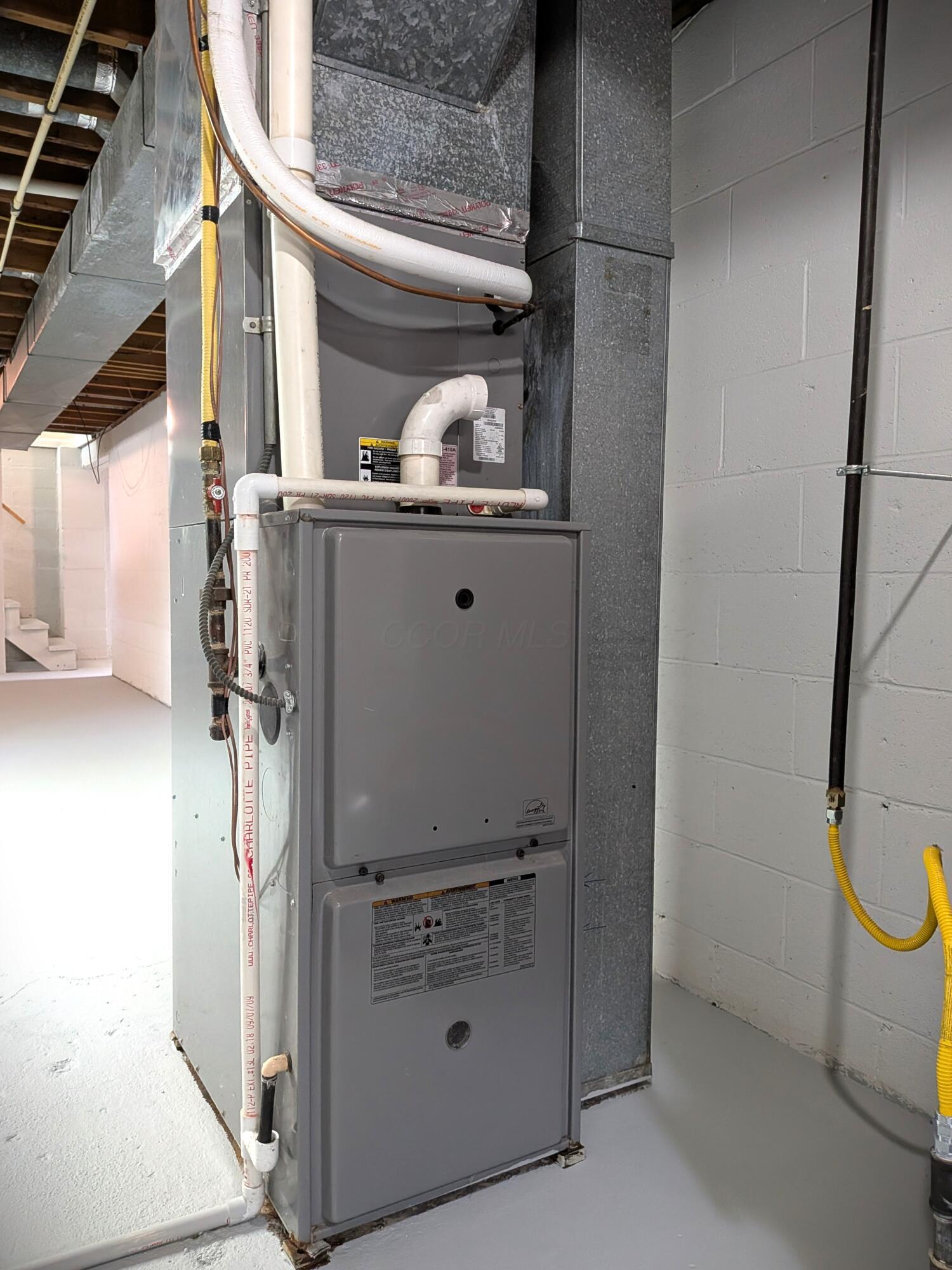 4355 Maize Road Columbus, OH 43224 - Photo 25 of 26 PXL_20250823_155751100