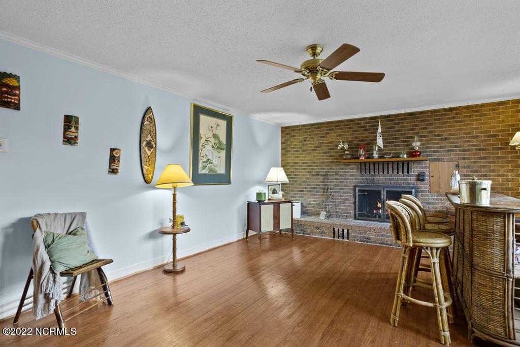 167 Peninsula Manor Road Hubert, NC 28539 - Photo 5 of 39 Formal living