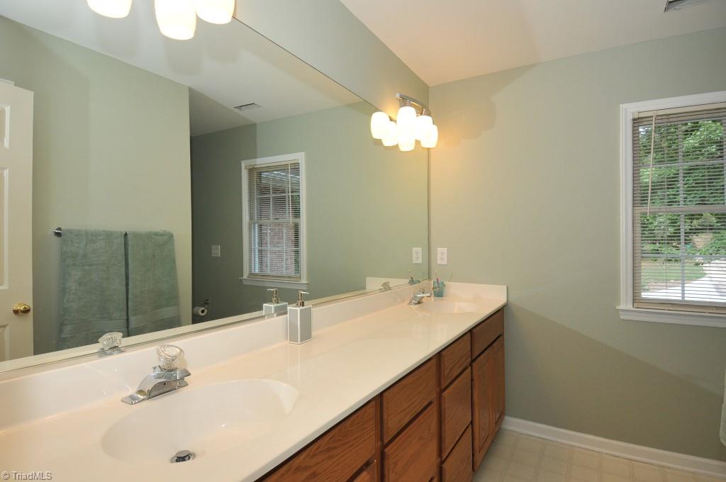 639 Barrocliff Road Clemmons, NC 27012 - Photo 22 of 30 Gallery Image 22
