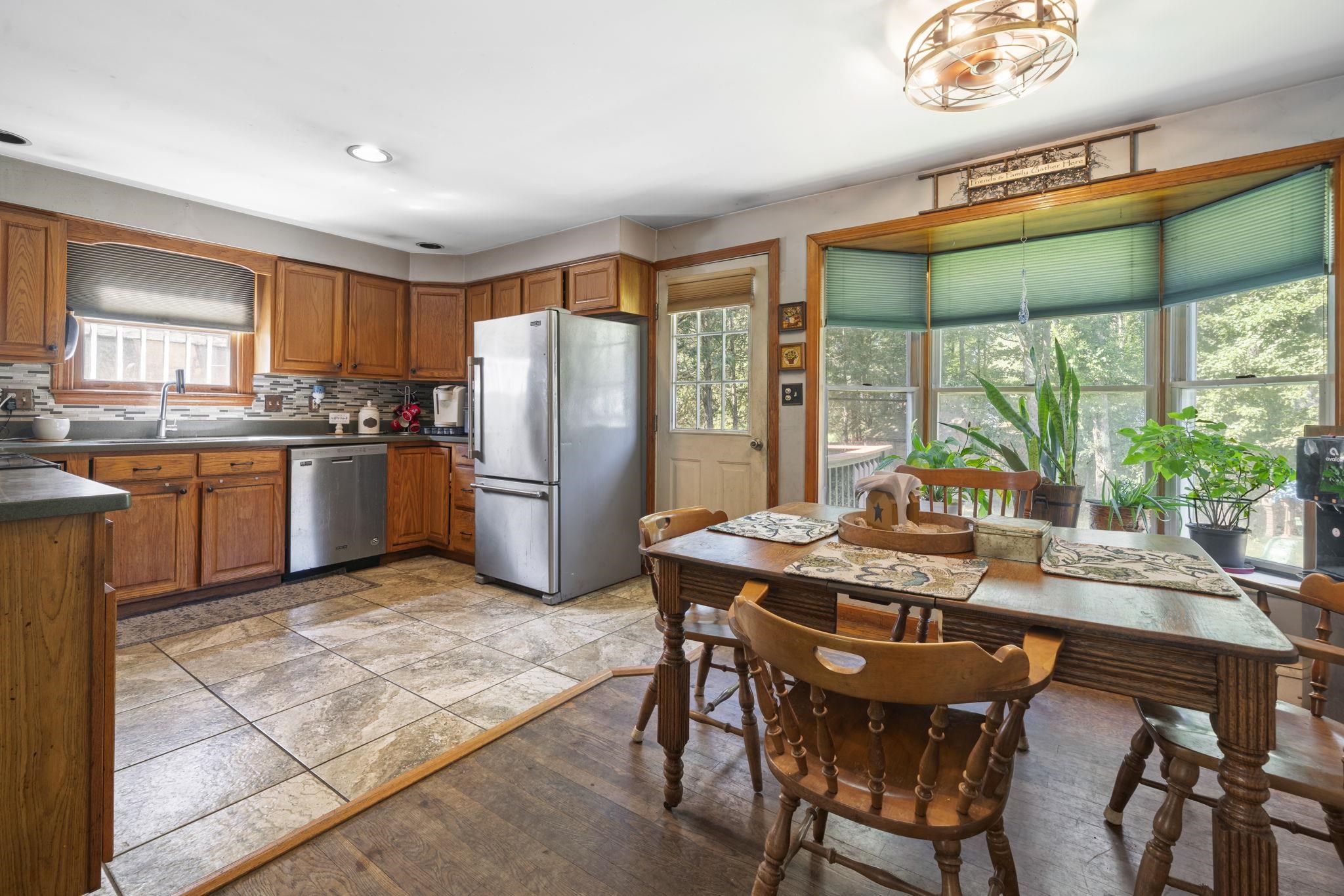 27 Iceland Circle Keene, NH 03431 - Photo 14 of 42