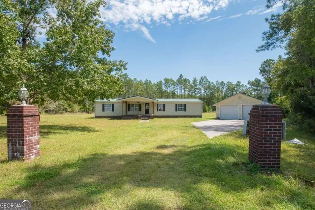 $175,000 | 190 Forest Lake Drive, Folkston, GA 31537