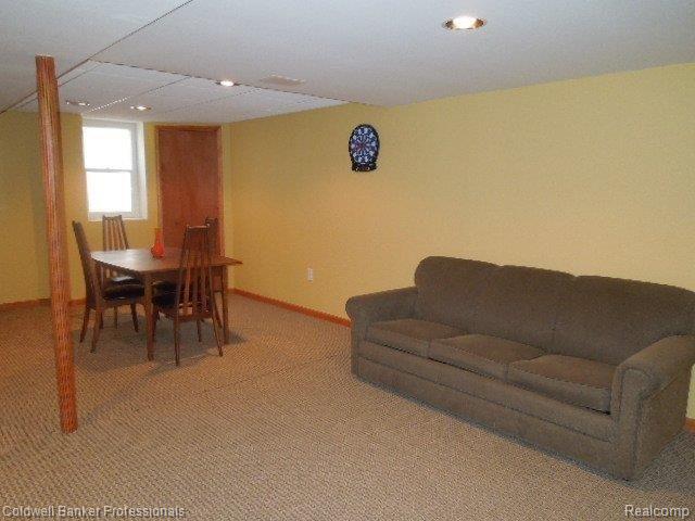 1811 Snowden Circle Rochester, MI 48306 - Photo 14 of 18 DSCN0327.JPG