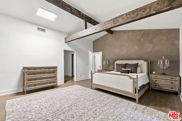 $19,995 | 9559 Sherwood Forest Lane, Beverly Hills, CA 90210