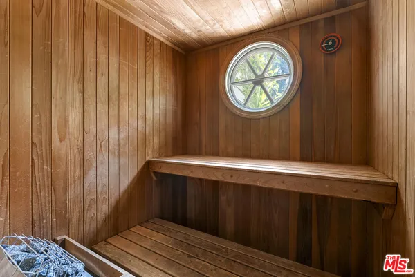 $19,995 | 9559 Sherwood Forest Lane, Beverly Hills, CA 90210