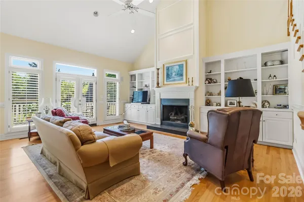 $700,000 | 6208 Highview Road, Matthews, NC 28104