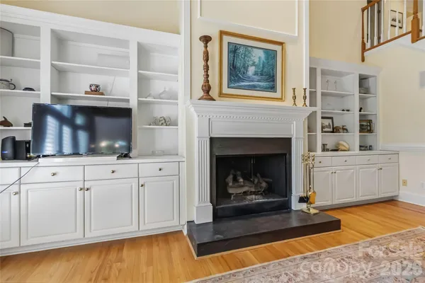 $700,000 | 6208 Highview Road, Matthews, NC 28104