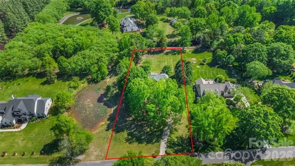$700,000 | 6208 Highview Road, Matthews, NC 28104