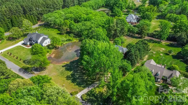 $700,000 | 6208 Highview Road, Matthews, NC 28104
