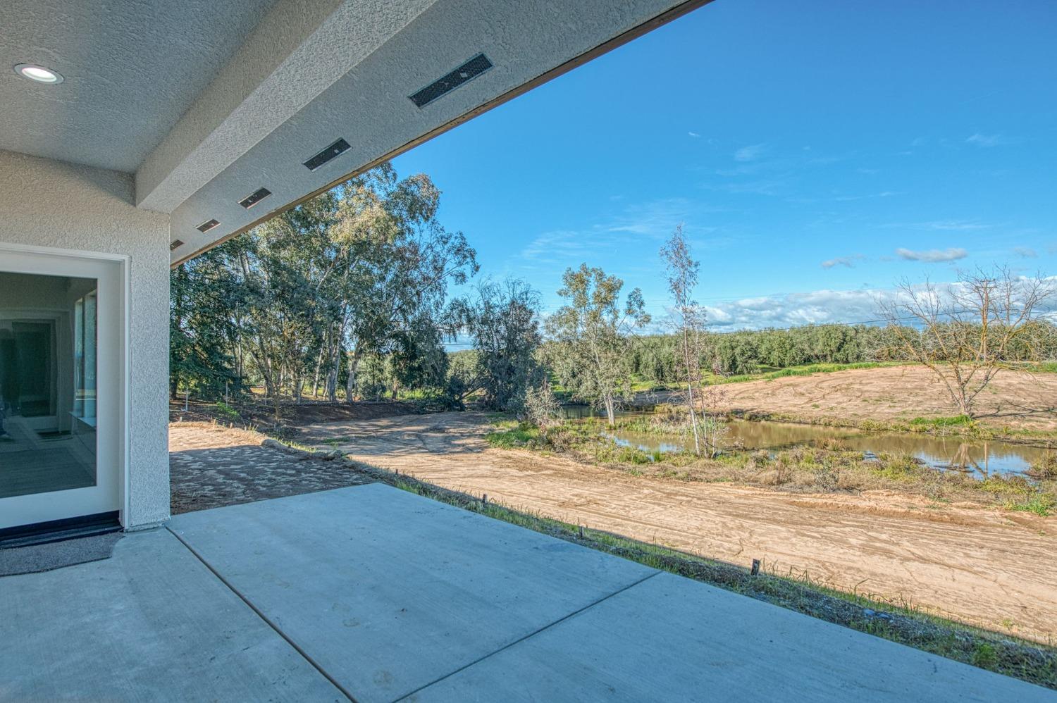 11271 Mountain View Drive Madera, CA 93636 - Photo 11 of 73