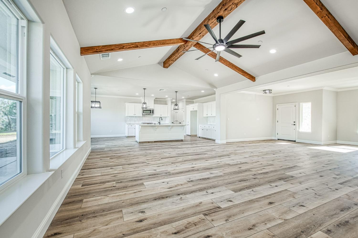 11271 Mountain View Drive Madera, CA 93636 - Photo 3 of 73