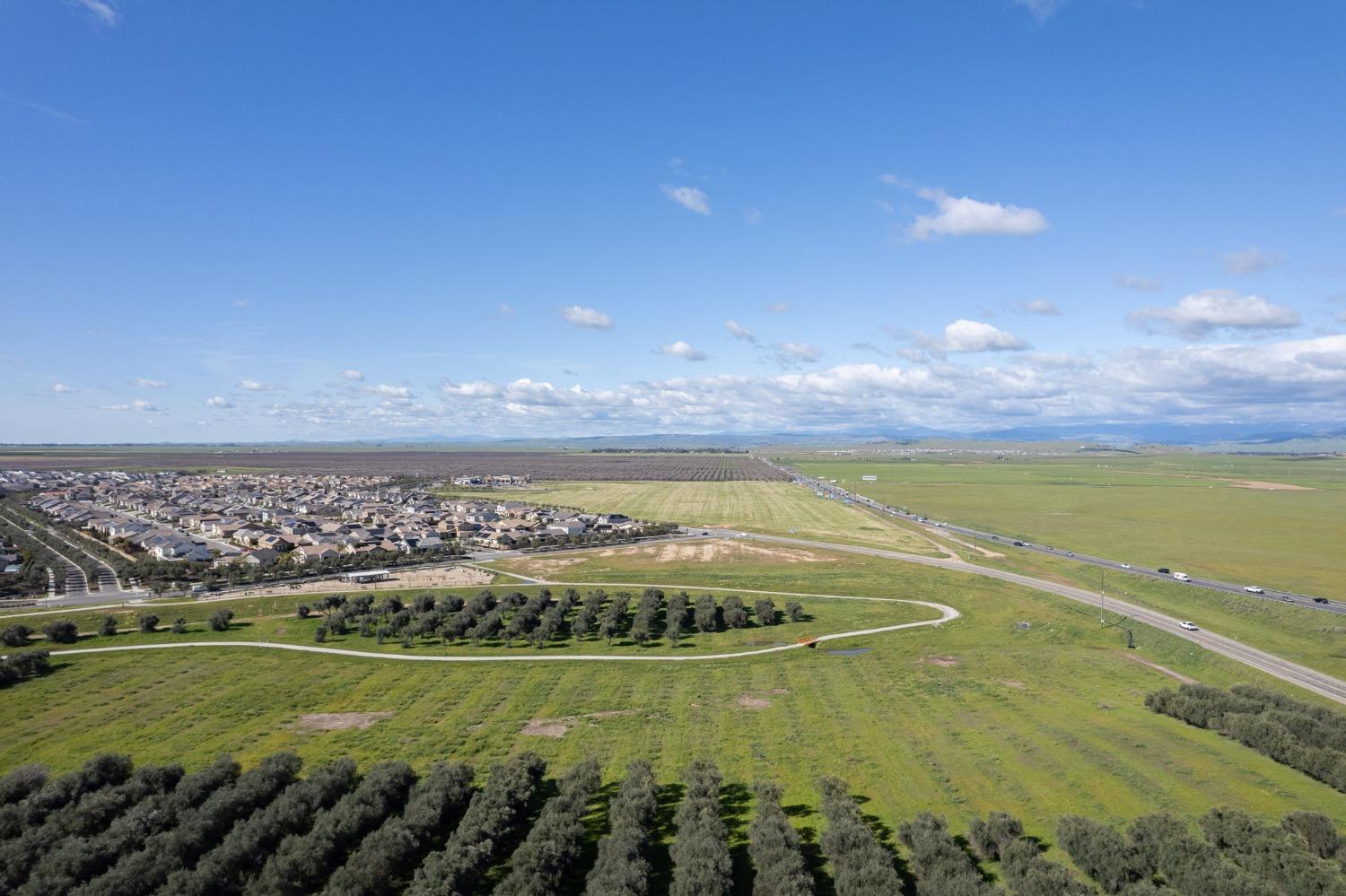 11271 Mountain View Drive Madera, CA 93636 - Photo 10 of 73