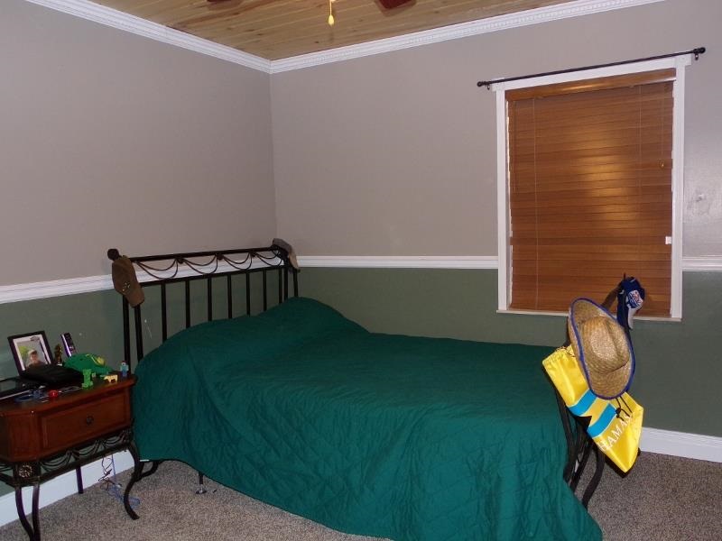 8478 Southeast Farm Road Lee, FL 32059 - Photo 18 of 25 Gallery Image 18