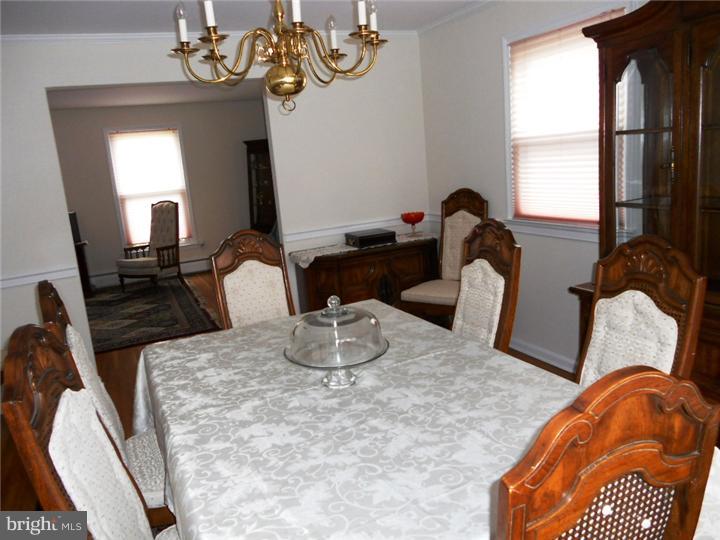 309 Hemlock Lane Springfield, PA 19064 - Photo 3 of 16 Dining Room