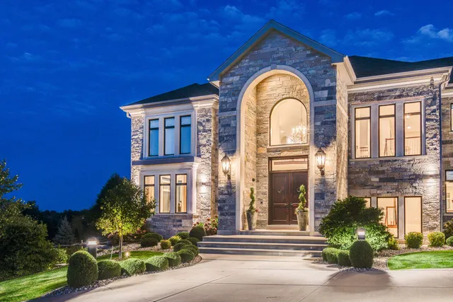 $4,500,000 | 9809 Trappers Trail, Middleton, WI 53562