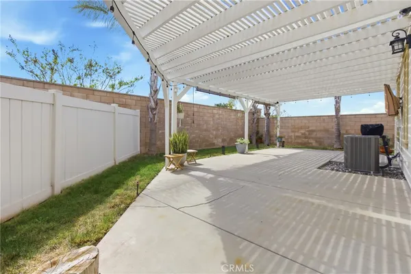 $649,000 | 31752 Green Oak Way, Temecula, CA 92592