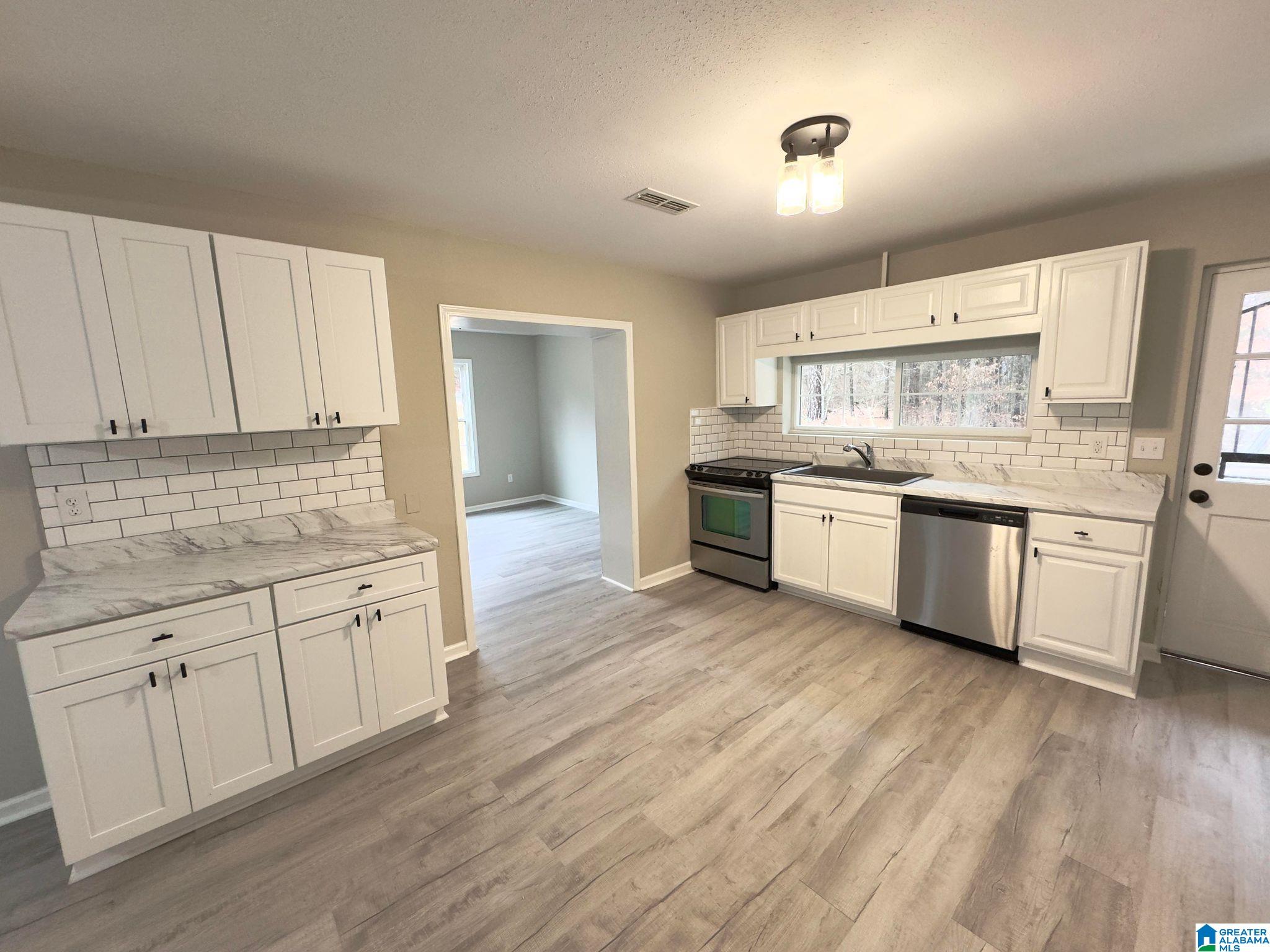 3005 Coleman Road Anniston, AL 36207 - Photo 5 of 25