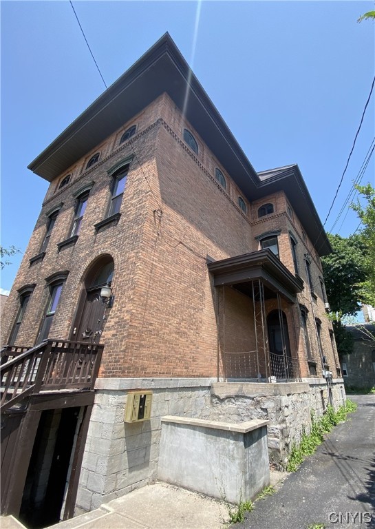 4 James Street Auburn, NY 13021 - Photo 3 of 13 Parking area behind the house