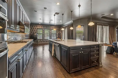 $1,100,000 | 14320 Avon Farms Drive, Tampa, FL 33618