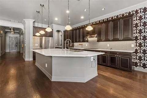 $1,100,000 | 14320 Avon Farms Drive, Tampa, FL 33618