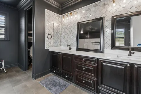 $1,100,000 | 14320 Avon Farms Drive, Tampa, FL 33618