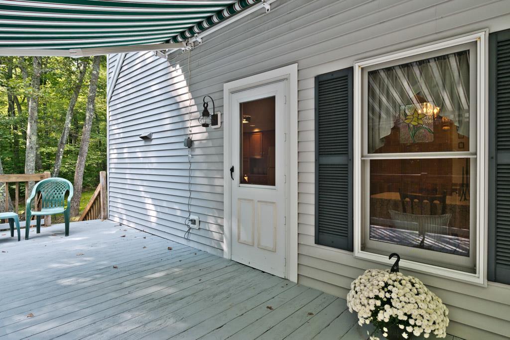 20 Arundel Road Raymond, ME 04071 - Photo 5 of 34 Photo