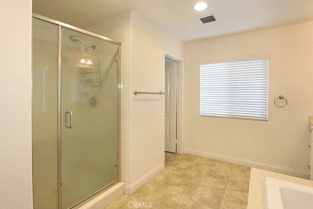 12253 Baird Way Riverside, CA 92505 - Photo 11 of 57