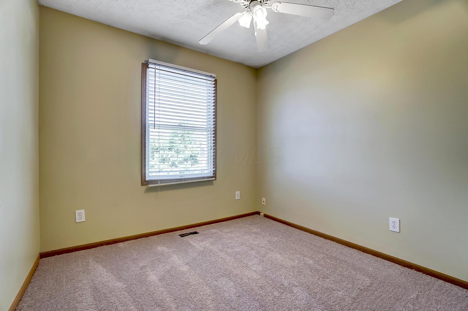 4492 Nickerson Road Columbus, OH 43228 - Photo 21 of 36 Gallery Image 21