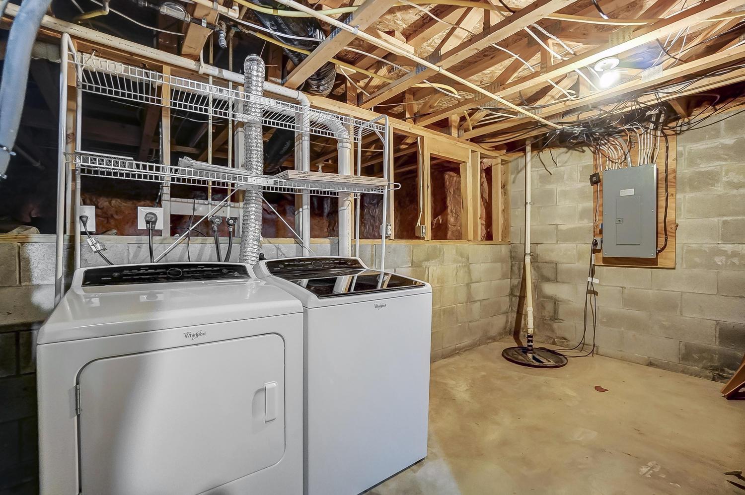 4492 Nickerson Road Columbus, OH 43228 - Photo 25 of 36 Gallery Image 25