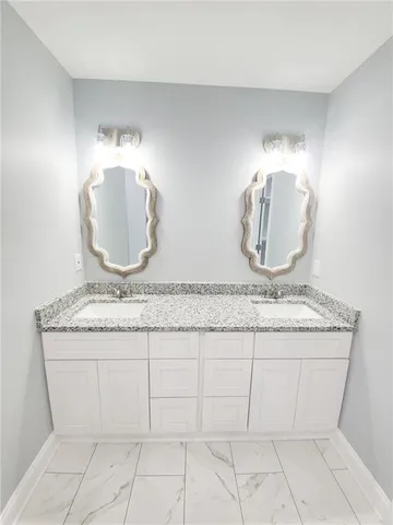 $329,000 | 250 Willow Drive, Gretna, LA 70053