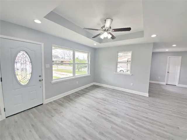 $329,000 | 250 Willow Drive, Gretna, LA 70053