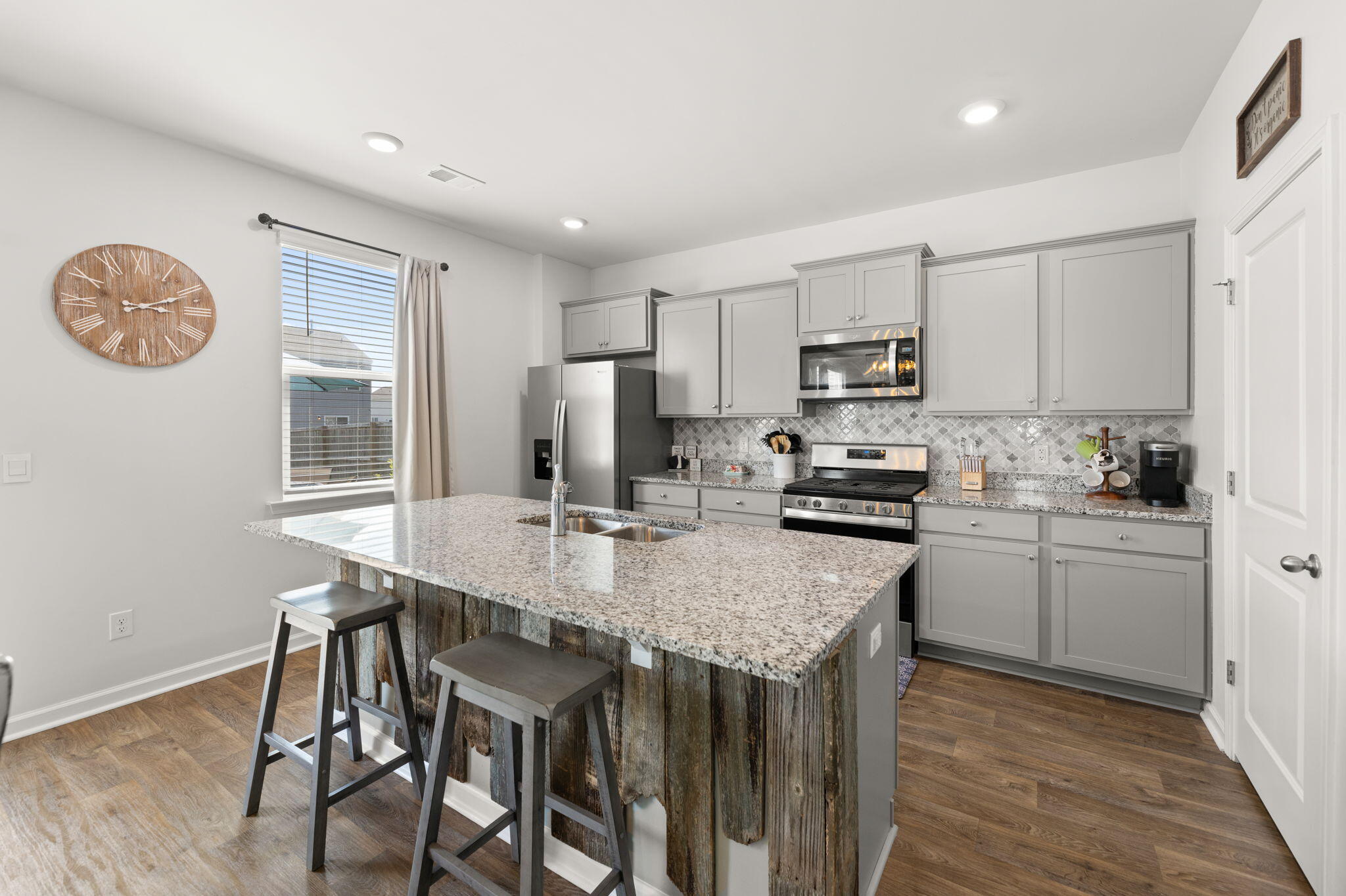 117 Summer View Road Summerville, SC 29486 - Photo 12 of 39 Kitchen