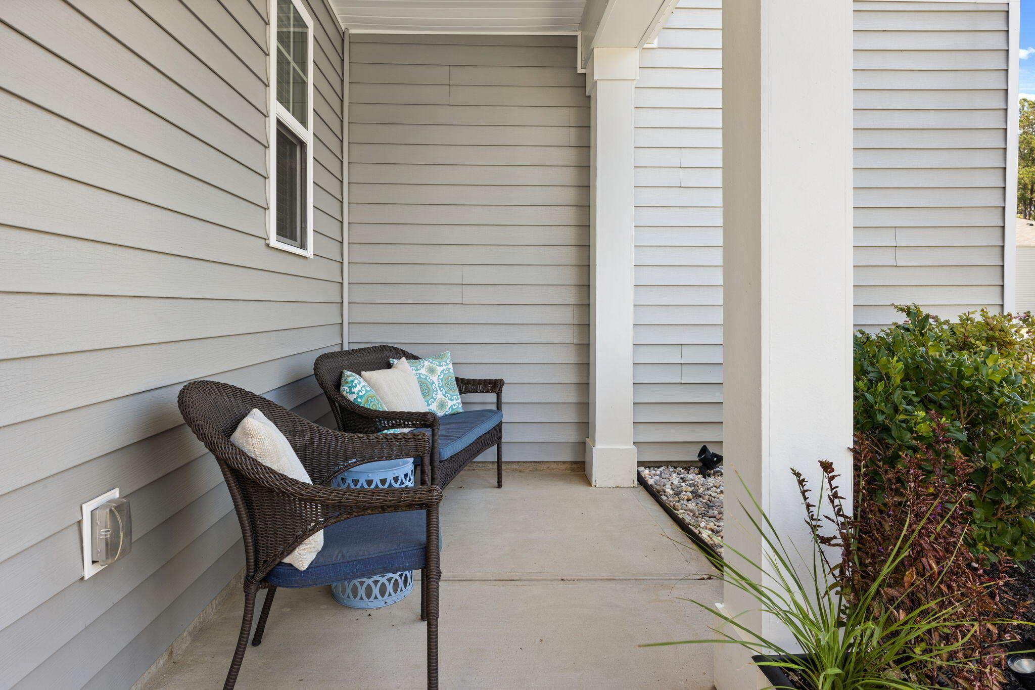 117 Summer View Road Summerville, SC 29486 - Photo 37 of 39 Front Porch