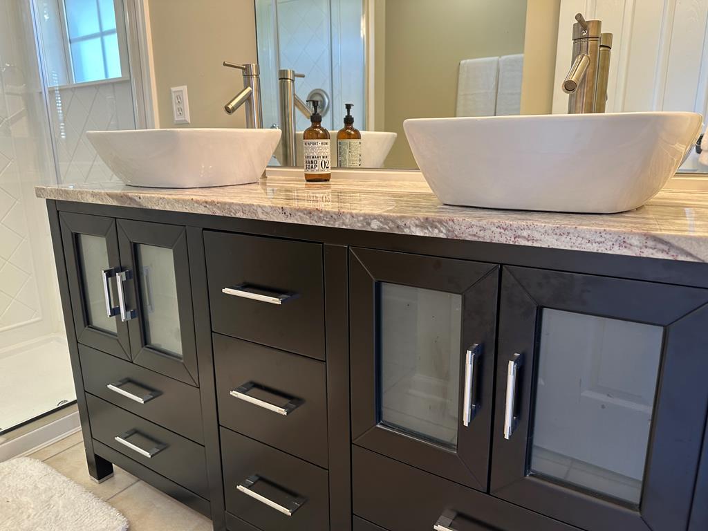 75 Biscayne Lane Dothan, AL 36303 - Photo 46 of 71 Beautiful Vanity Cabinet
