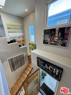 $4,000,000 | 3705 Esplanade, Marina del Rey, CA 90292