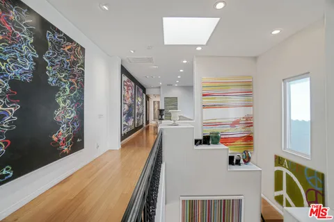 $4,000,000 | 3705 Esplanade, Marina del Rey, CA 90292