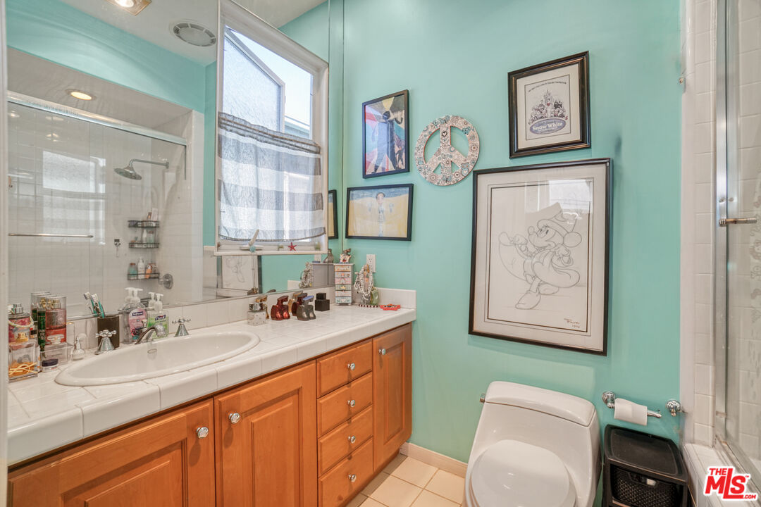 3705 Esplanade Marina del Rey, CA 90292 - Photo 27 of 36