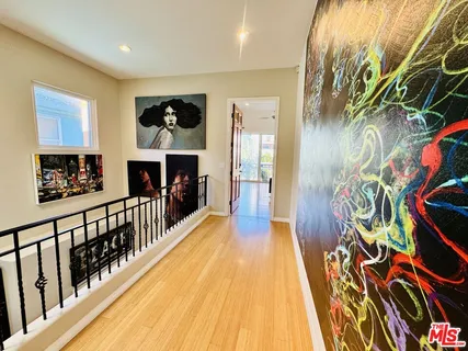 $4,000,000 | 3705 Esplanade, Marina del Rey, CA 90292