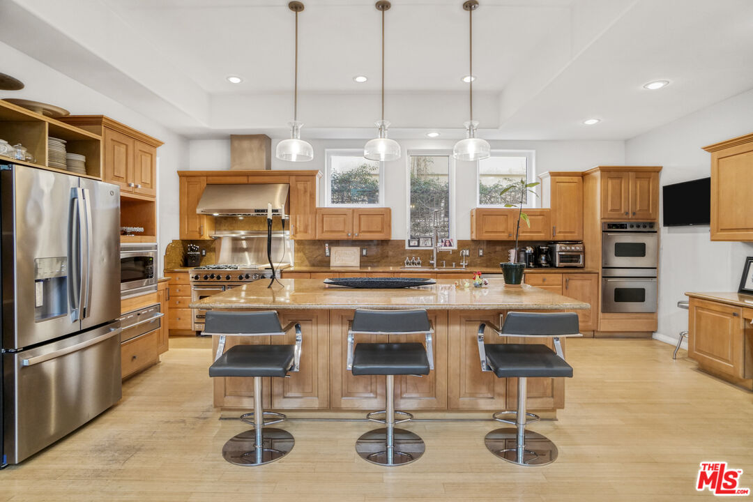 3705 Esplanade Marina del Rey, CA 90292 - Photo 9 of 36