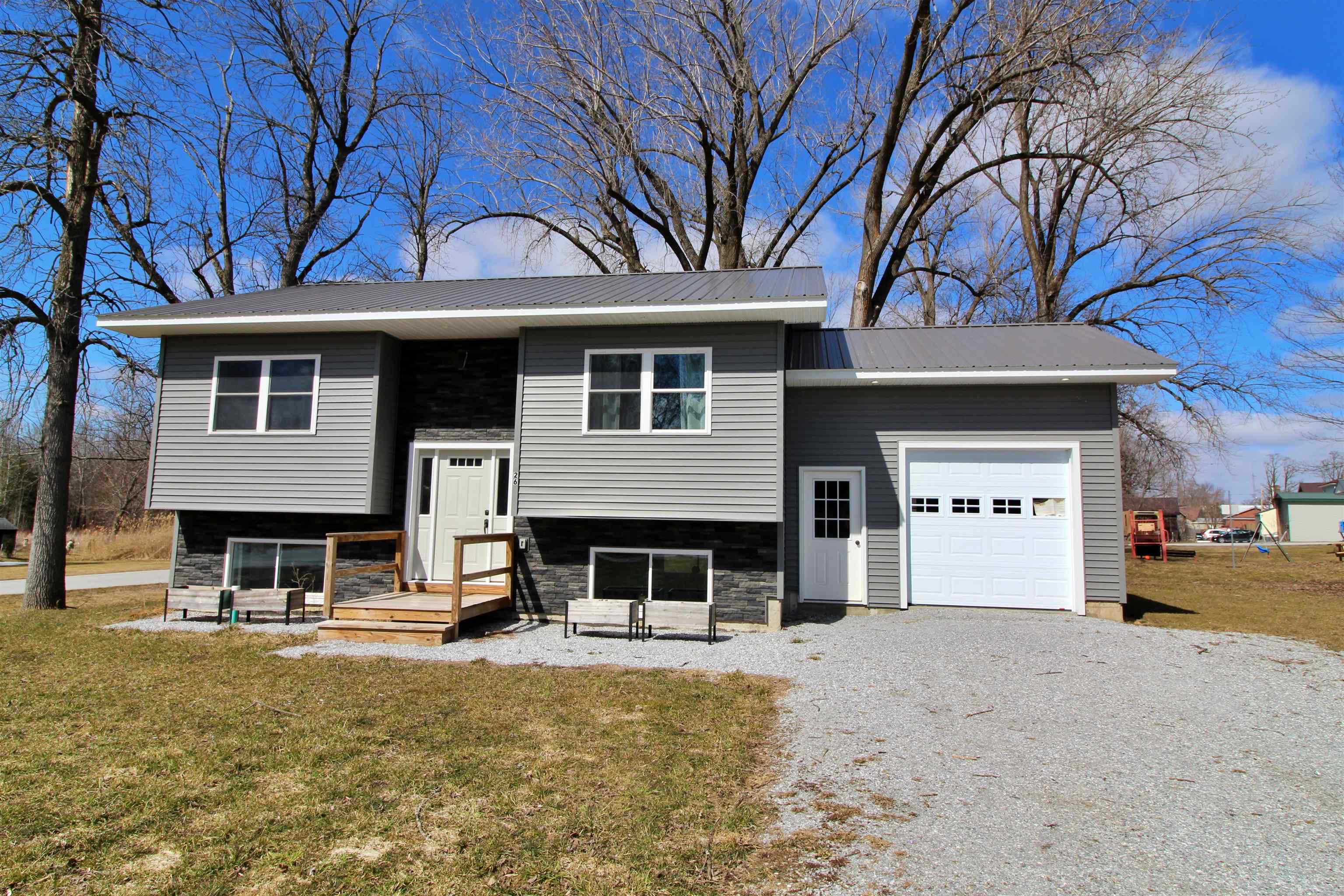 26 Lake Street Alburgh, VT 05440 - Photo 16 of 23