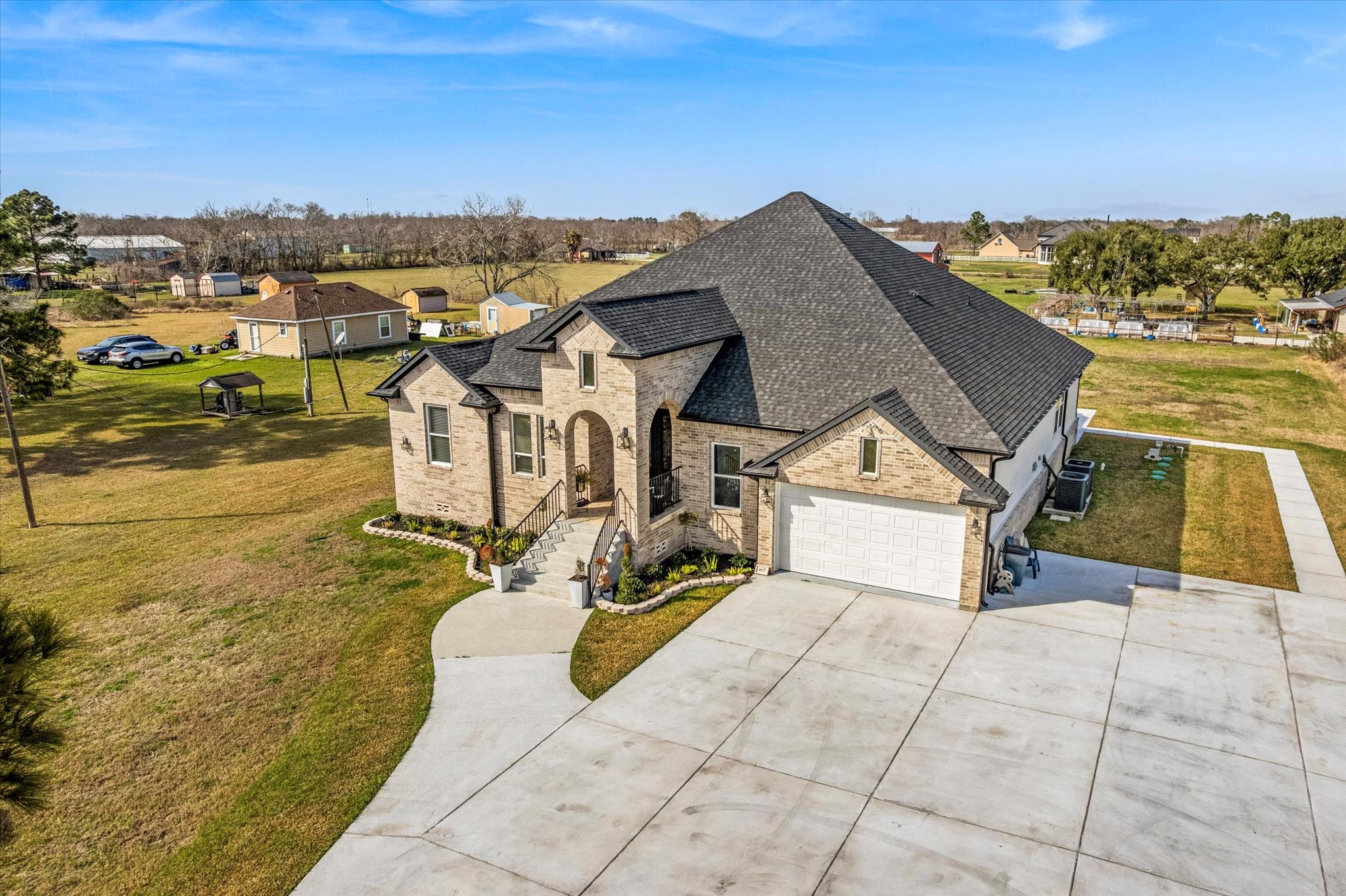 4627 County Road 63 Rosharon, TX 77583 - Photo 28 of 34 a view of a terrace with chairs