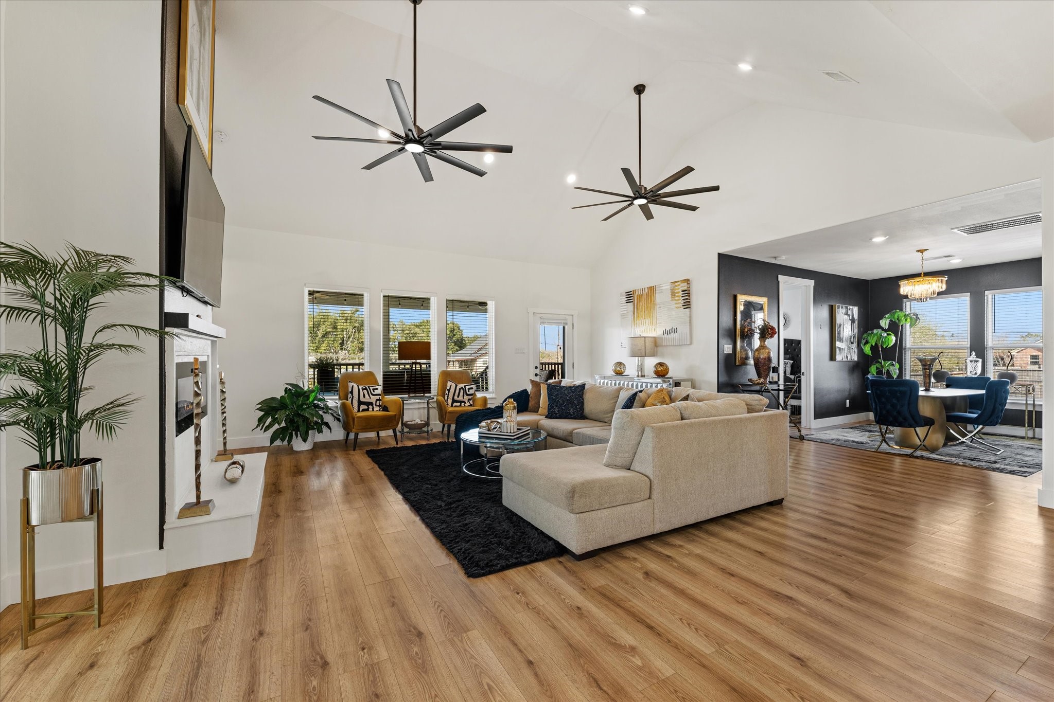 4627 County Road 63 Rosharon, TX 77583 - Photo 6 of 34 a living room with furniture and a large window