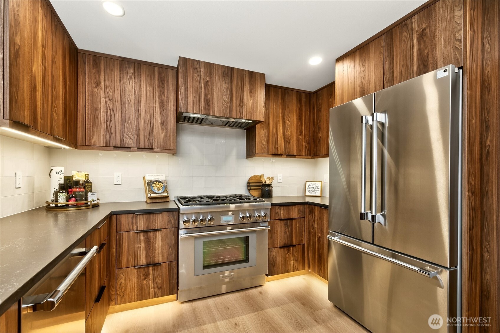 22016 Vine Road Brier, WA 98036 - Photo 10 of 40