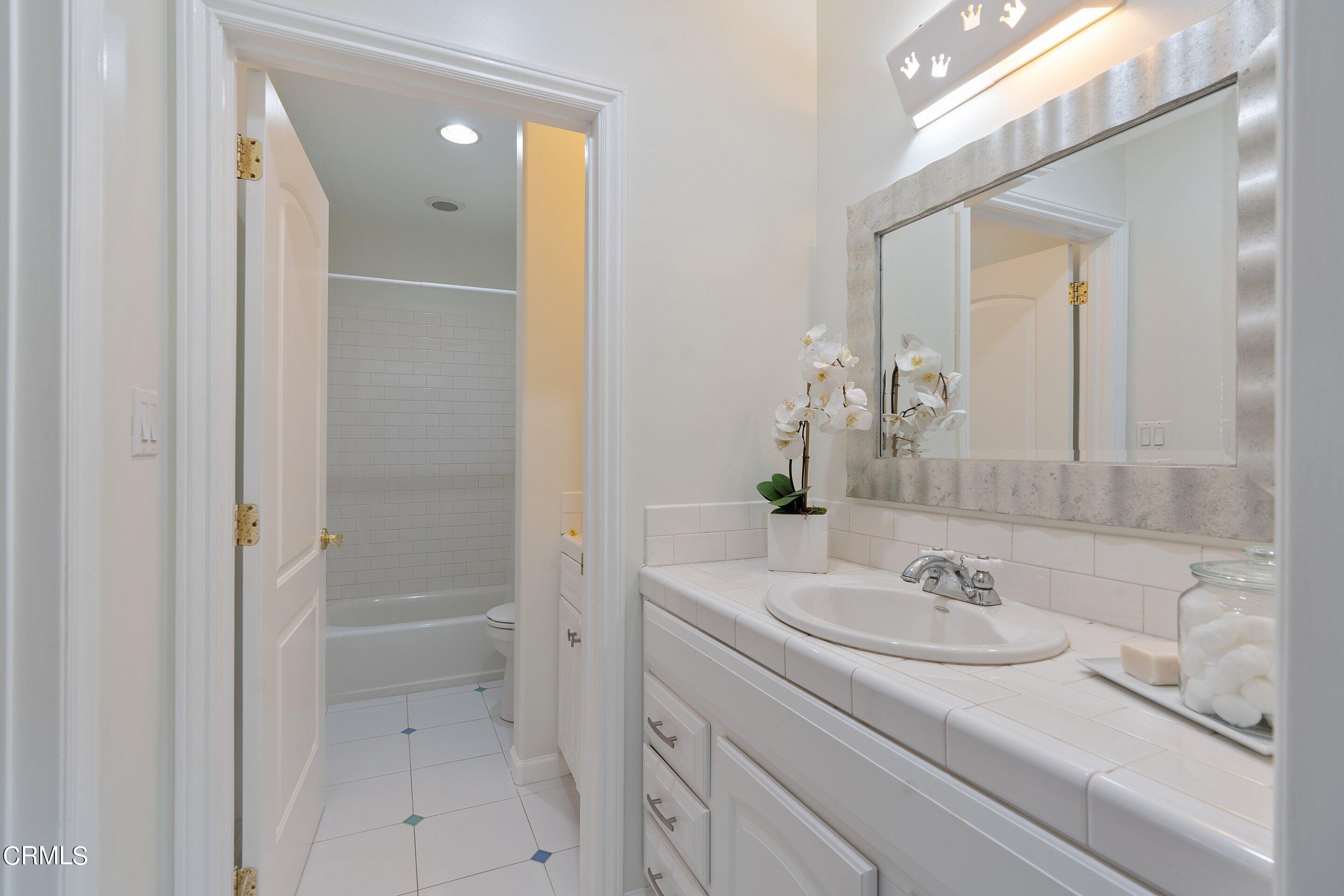 3710 Cedarbend Drive La Crescenta, CA 91214 - Photo 46 of 73 DSC01666_74