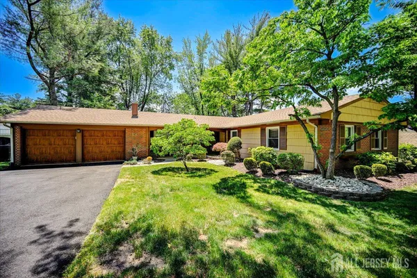 $789,000 | 28 Morningside Drive, Old Bridge, NJ 08857