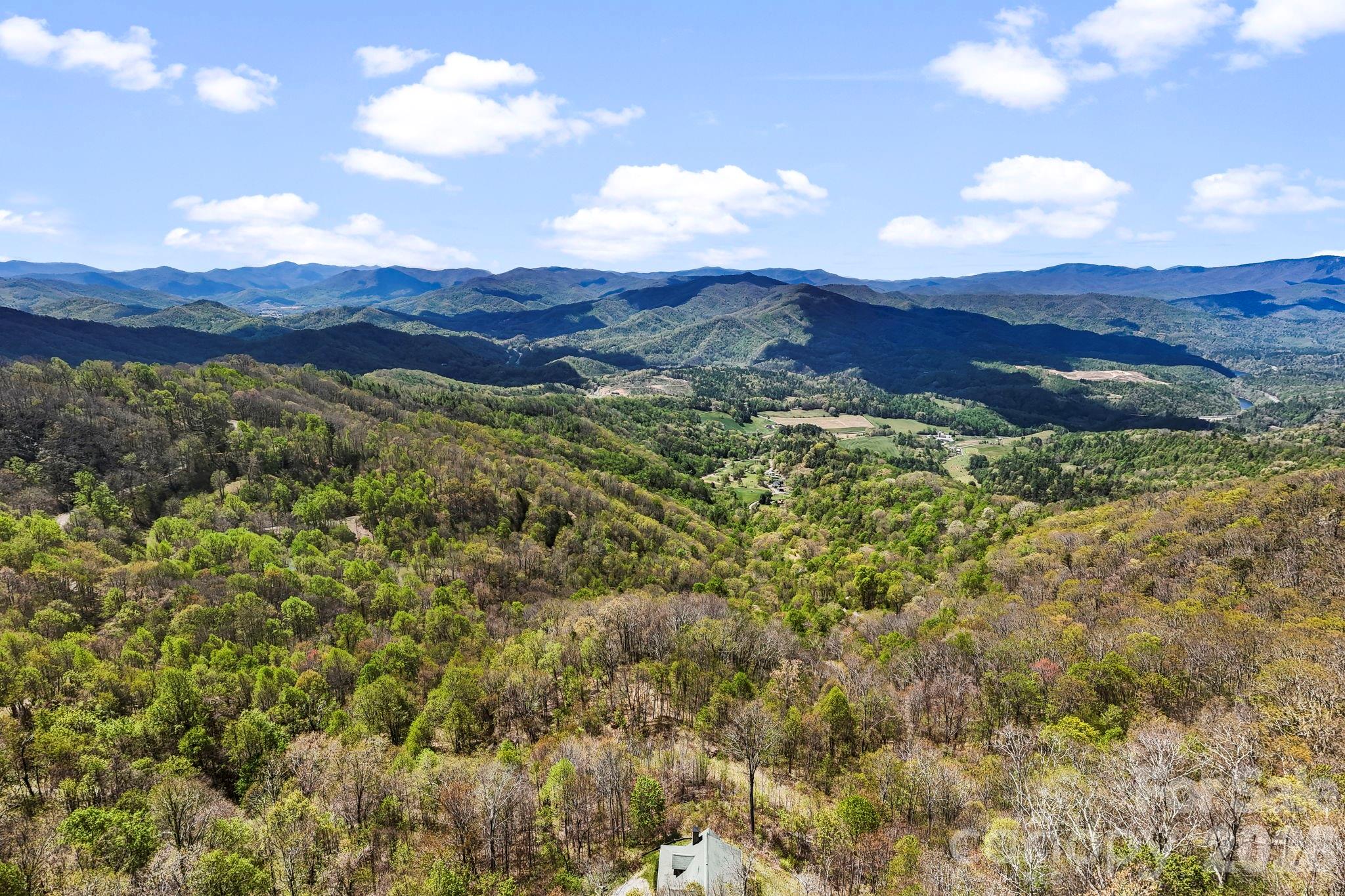 195 Justin Ridge Clyde, NC 28721 - Photo 39 of 44