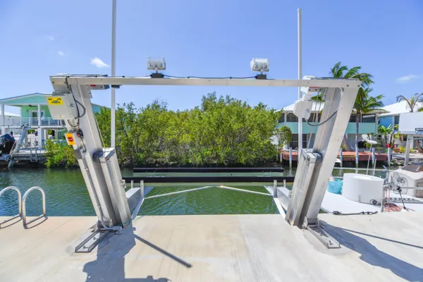 $897,500 | 22910 Privateer Drive, Cudjoe, FL 33042