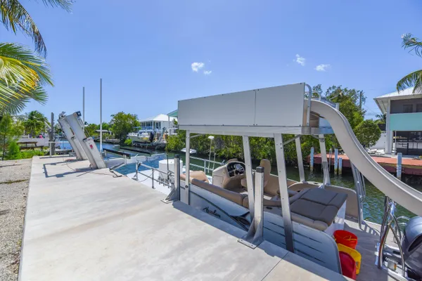 $897,500 | 22910 Privateer Drive, Cudjoe, FL 33042