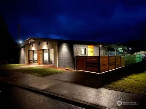 $425,000 | 219 East Main, Mossyrock, WA 98564