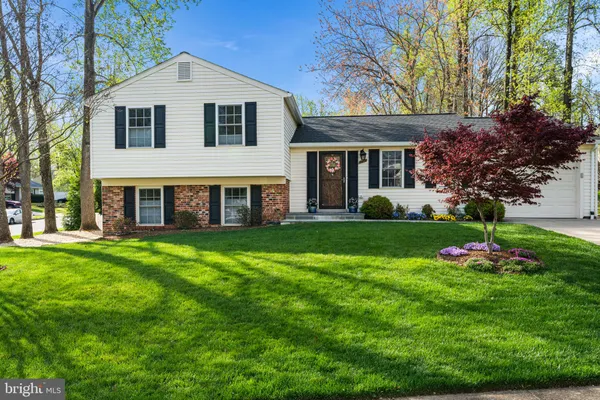 $875,000 | 9219 Claytonia Lane, Annandale, VA 22003